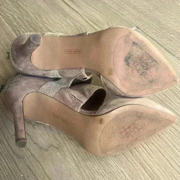 Vince Camuto Tan Suede and snakeskin Heels - Picture 3 of 3